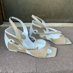 Charles Jordan creaaammy wedge sandals 6.5